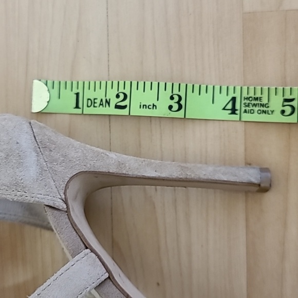 BCBGeneration Stiletto Heels Torpico Size 8.5 Nude Beige Close Toe Straps - Picture 11 of 11